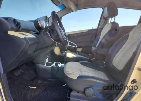 2014 Chevrolet Spark Ls z USA, uszkodzony, nr VIN KL8CB6S98EC437703